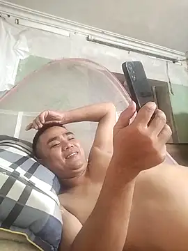 Tinh_love Adlı Modelin Canlı XXX Sohbeti