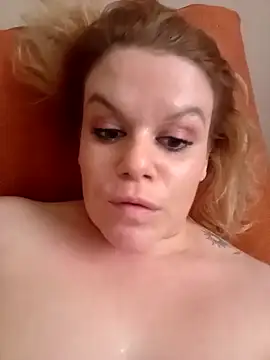 Maryquenn live XXX chat