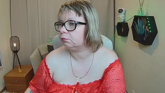 Živý XXX chat BonnnyBoobsy