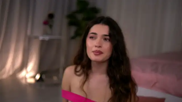 SweetAuraa Live XXX Chat