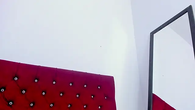 Katty_WestのライブXXXチャット