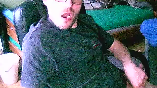 Živý XXX chat dado-hot12