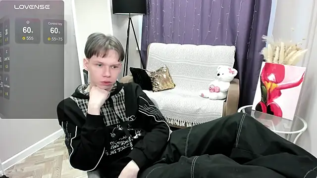 EliotMars Live XXX-chat