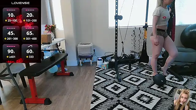 Blondiewithanass – Naživo XXX chat