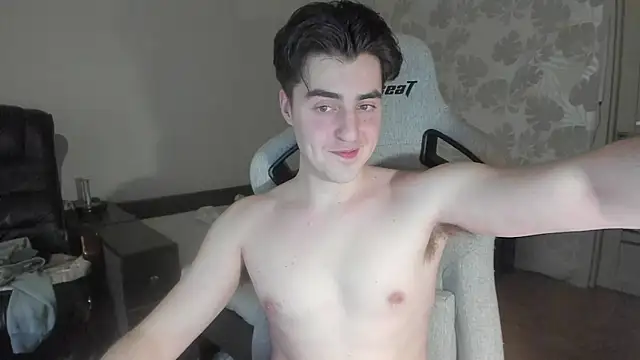 Knuckles17 Webcamshow