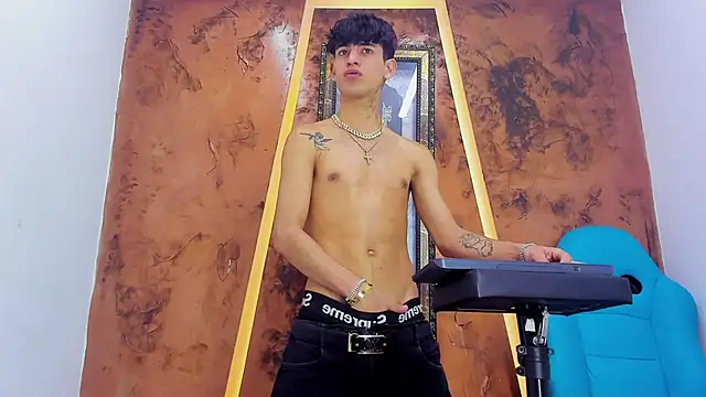 kroddy_sw_xn Live XXX chat