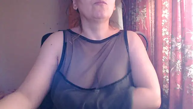 دردشة NymphoQueenn الجنسية المباشرة