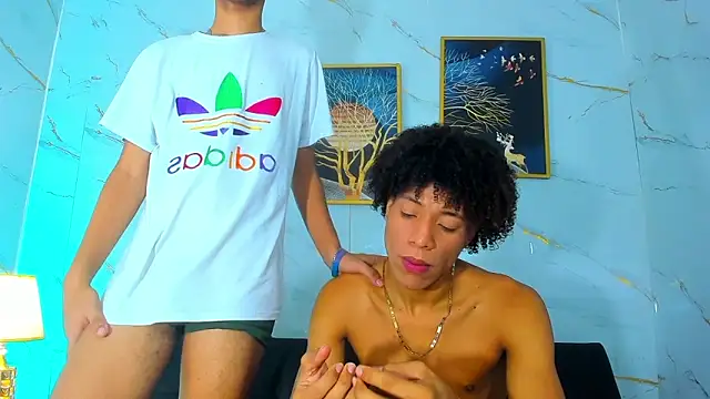 Show modela Spicy_guys na web-kameri