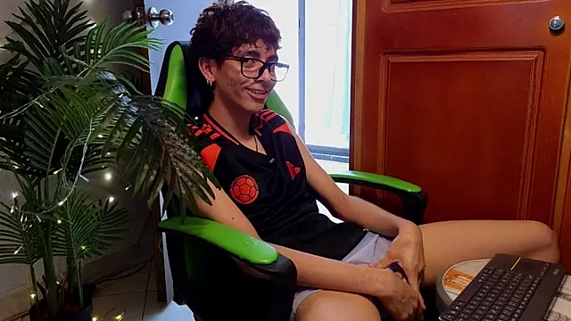 Chat +18 de Matty_Sparkk ao vivo