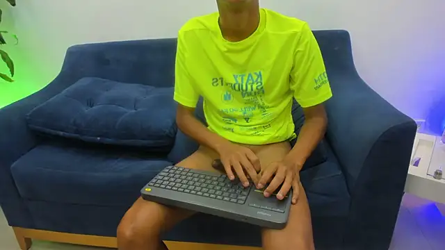 Zane_Belville Webcamshow