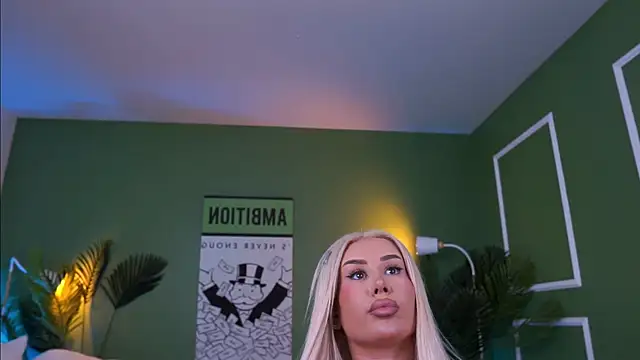 EvaZane Chat XXX live