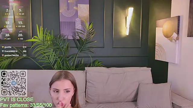 Vivienn_Moon Adlı Modelin Canlı XXX Sohbeti