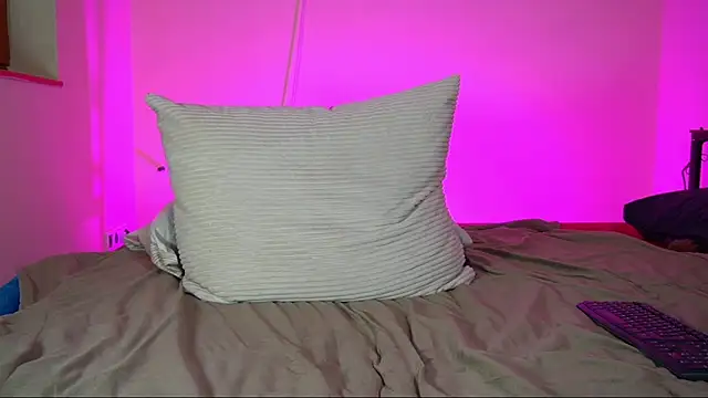 OliviaOcean69 웹캠 쇼