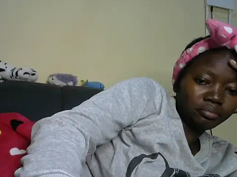 _Cheeky_booty_'s Live XXX Chat