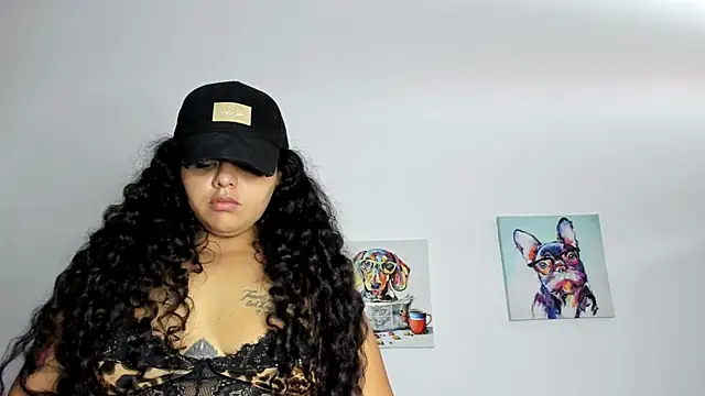 Chat XXX en directo de curvypornhot