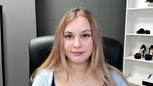 kitty_valeria's Live XXX Chat