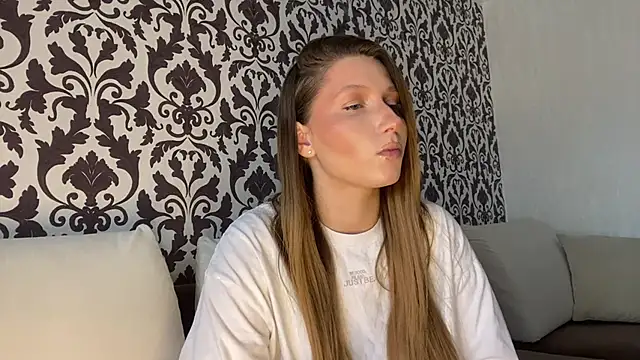 Akyo_alfew Adlı Modelin Canlı XXX Sohbeti