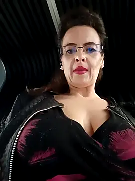 RebeccaNoble Chat XXX in diretta