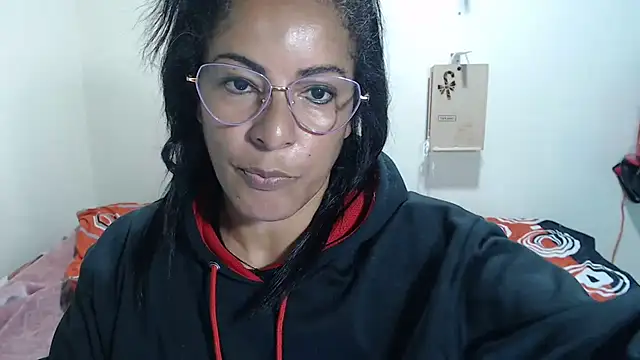Chat XXX en directo de kateleyagrey