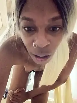 Jasmine_FullsShine Chat XXX in diretta