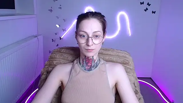 Esmi_Winter's Live XXX Chat