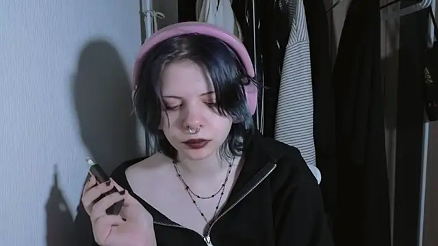Chatroom XXX en direct de Alice_Zev