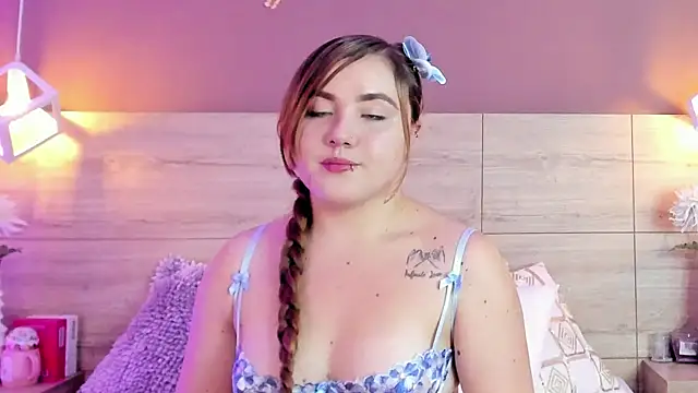 Czat XXX na żywo – ElenaGilbertAdams