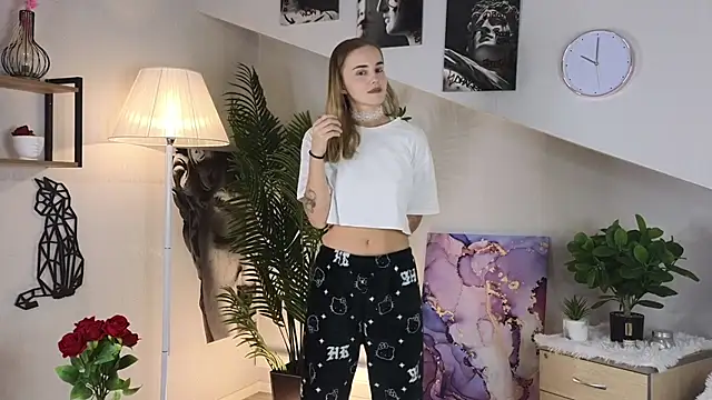 RavenWhiteford Webcam Show