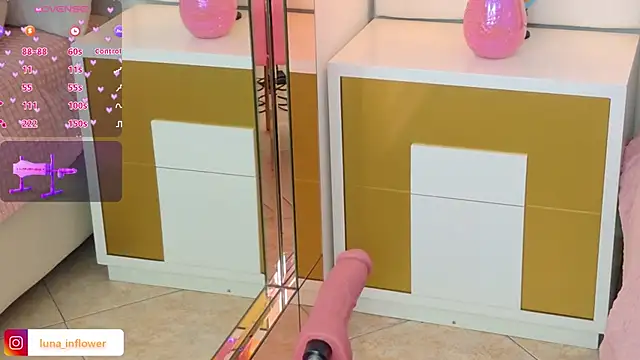 Flor_delunaa 现场XXX聊天