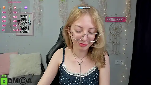 Chat XXX en directo de InfernoMia