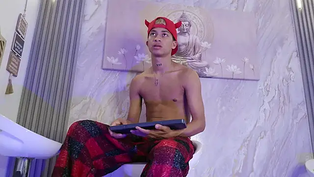 โชว์เว็บแคมของ GOLD_BOYS