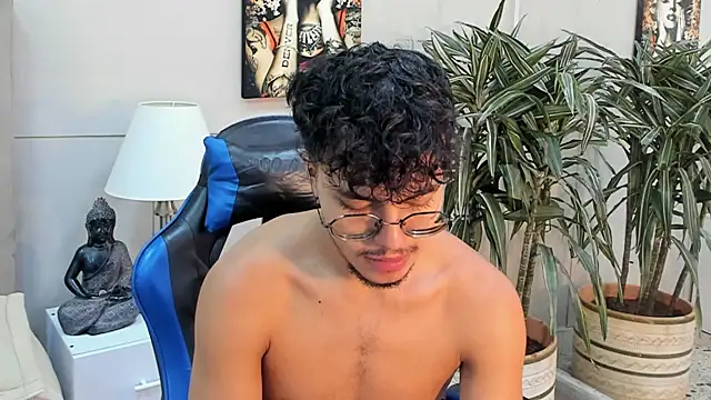 kai_storn's Live XXX Chat