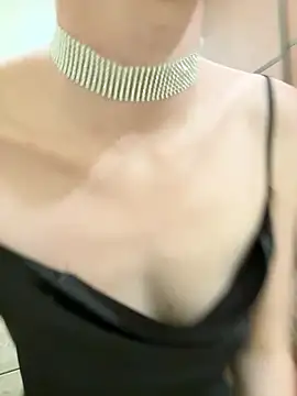 RussianGirls_ 即時 XXX 聊天