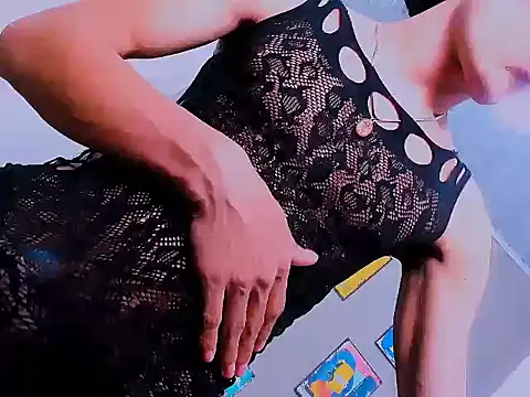 Pokazy przed kamerką – nathasha-hotts