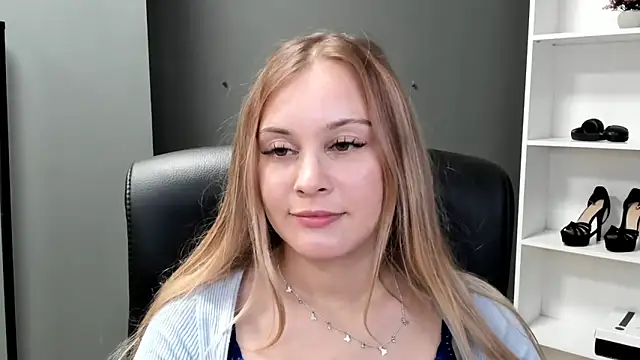 Chatroom XXX en direct de kitty_valeria