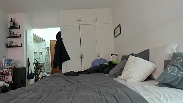 mr_almo Chat XXX live