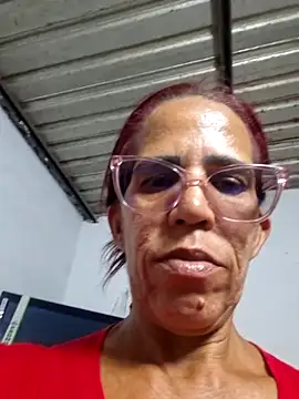 แชท XXX สดของ Allyson_Mature