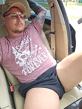 MrBiggBallz's Webcam Show