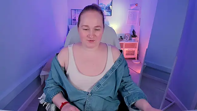 Kitty_Rest_ Chat XXX in diretta