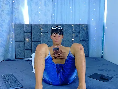 IhanKing webcam show