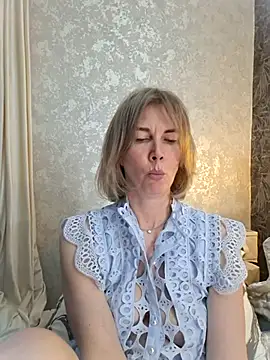 Chat XXX en directo de stellahere8