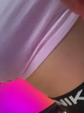 F3ckd0lllucy's Live XXX Chat