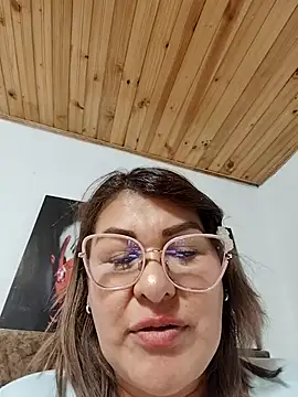 AlexxiaaMat élő XXX-chatje
