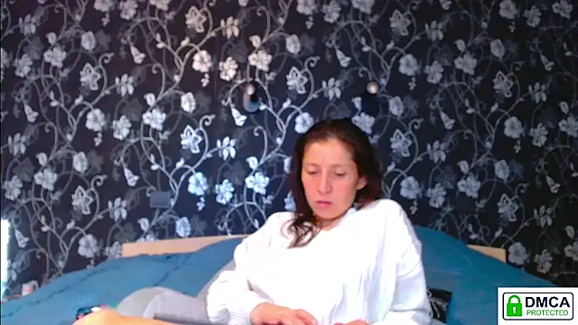 Sophi_Cute: απευθείας συνομιλία ΧΧΧ