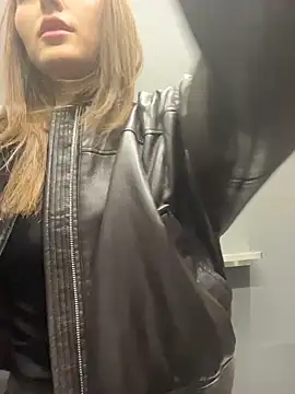AnitaFly's Live XXX Chat
