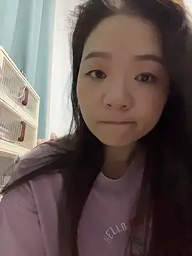 Show modela xiaochengzi505 na web-kameri