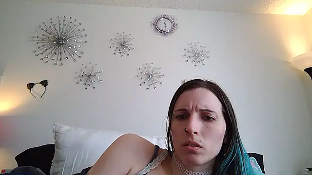 Pokazy przed kamerką – SmokeShow686