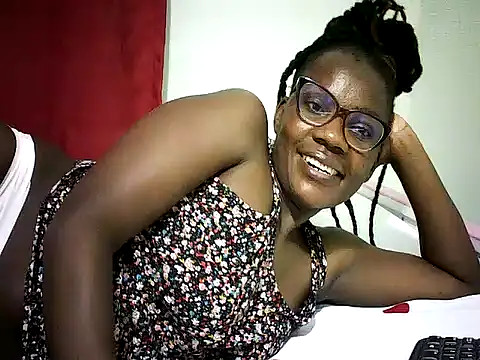 Chat +18 de Pierra77 ao vivo