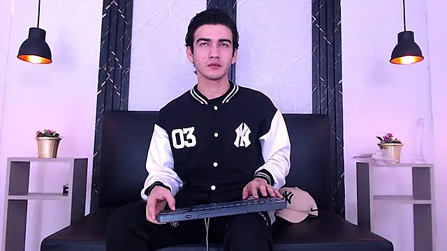 Živý XXX chat Feiccer_Castquer
