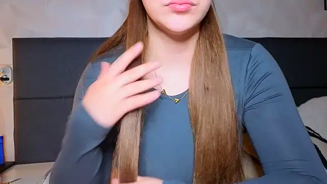 Sweetninaaa: απευθείας συνομιλία ΧΧΧ
